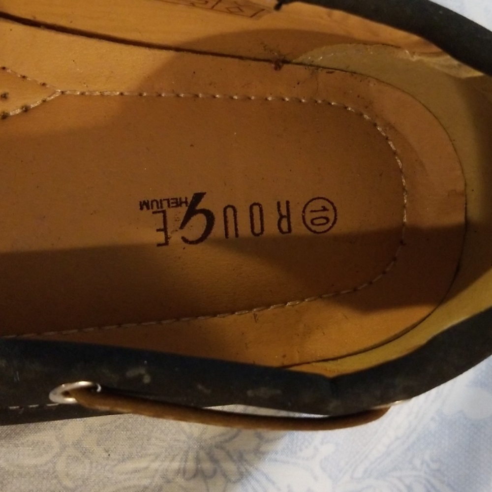 Shoes - Picture 5 of 5